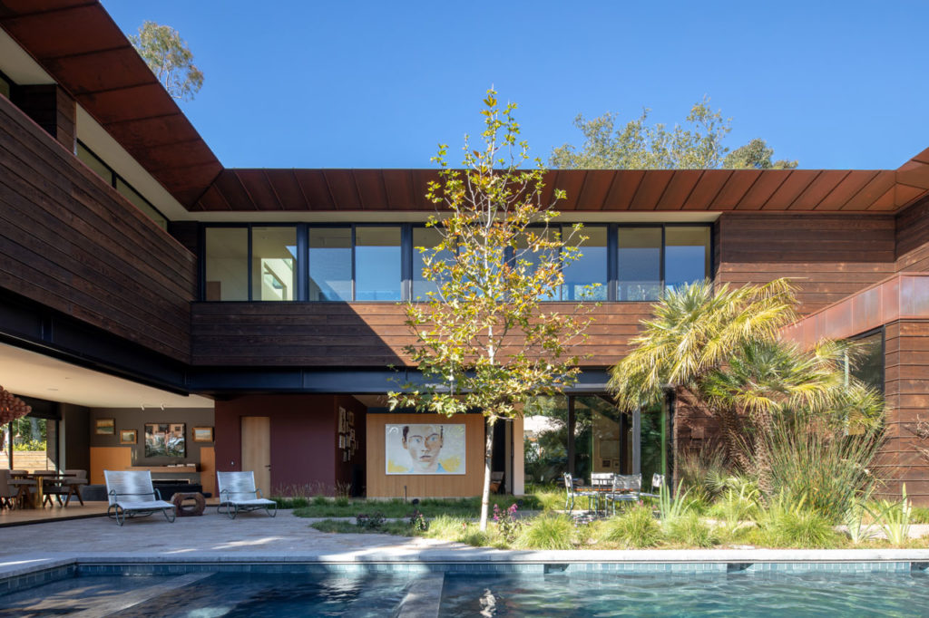 A Los Angeles Residence Celebrating Art and Nature