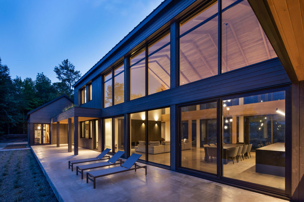 Cap St-Martin house by Bourgeois / Lechasseur architects