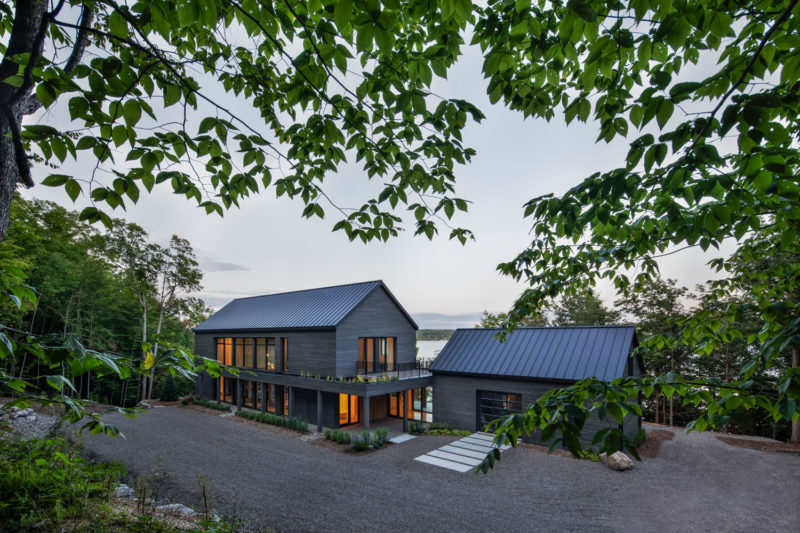 Cap St-Martin house by Bourgeois / Lechasseur architects