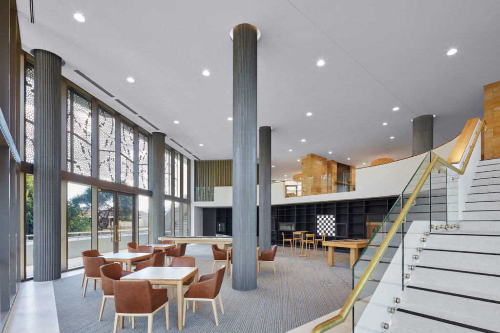 Australis at Rossmoyne Waters