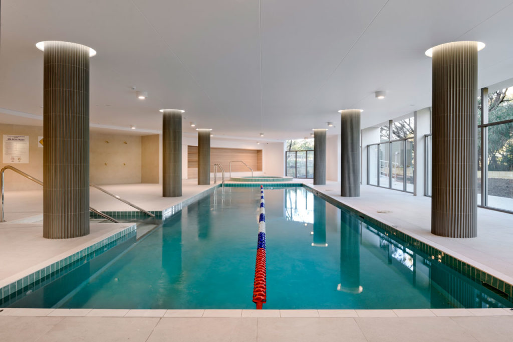 Australis at Rossmoyne Waters