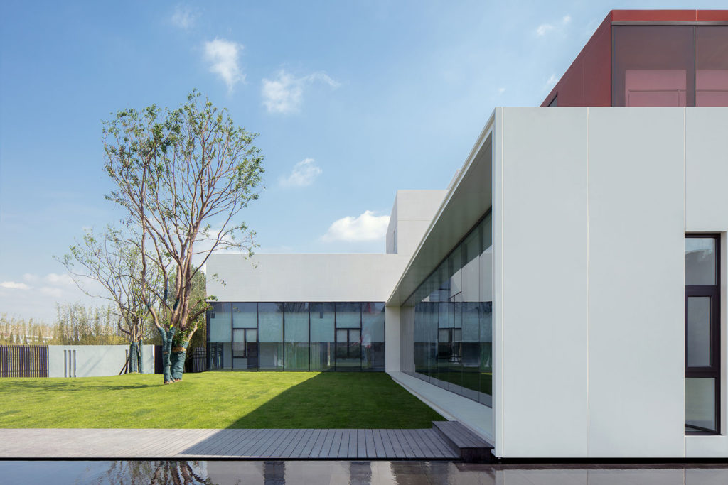 White Square, G54 exhibition center by MINGGU Design