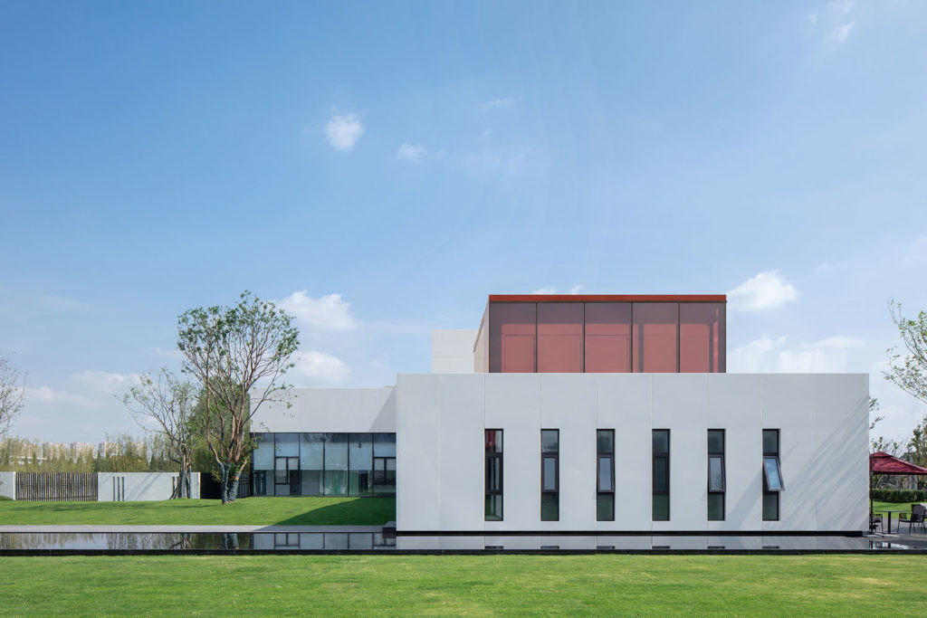 White Square, G54 exhibition center by MINGGU Design