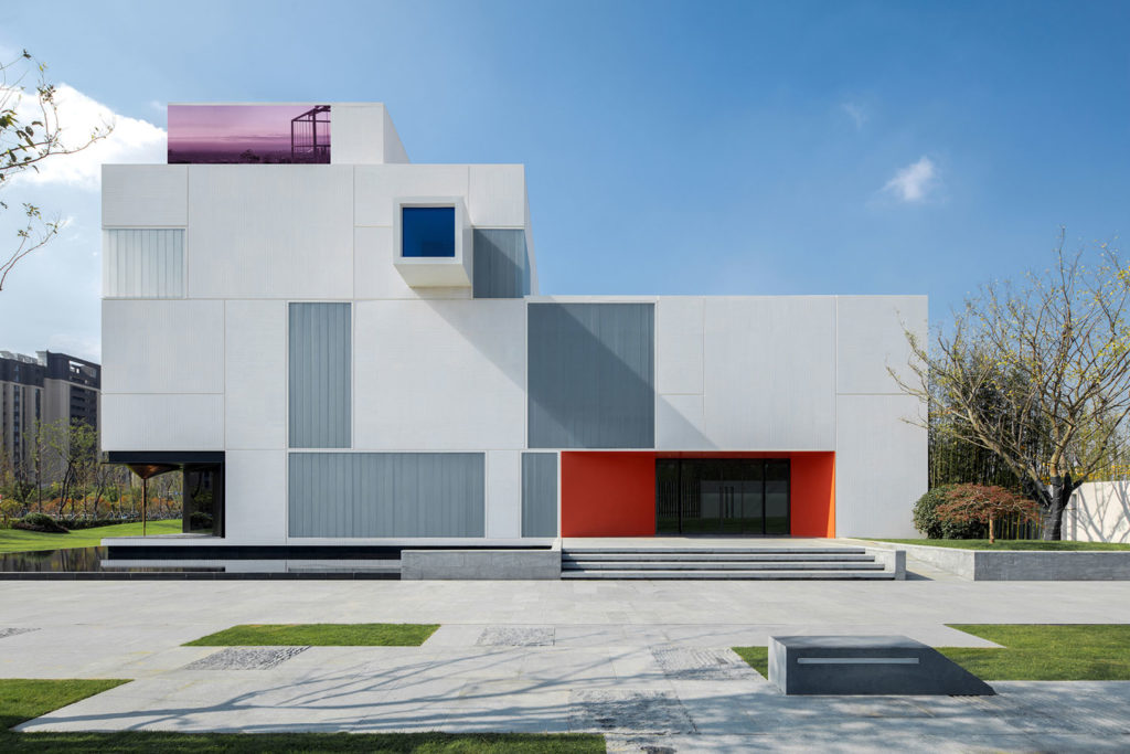 White Square, G54 exhibition center by MINGGU Design