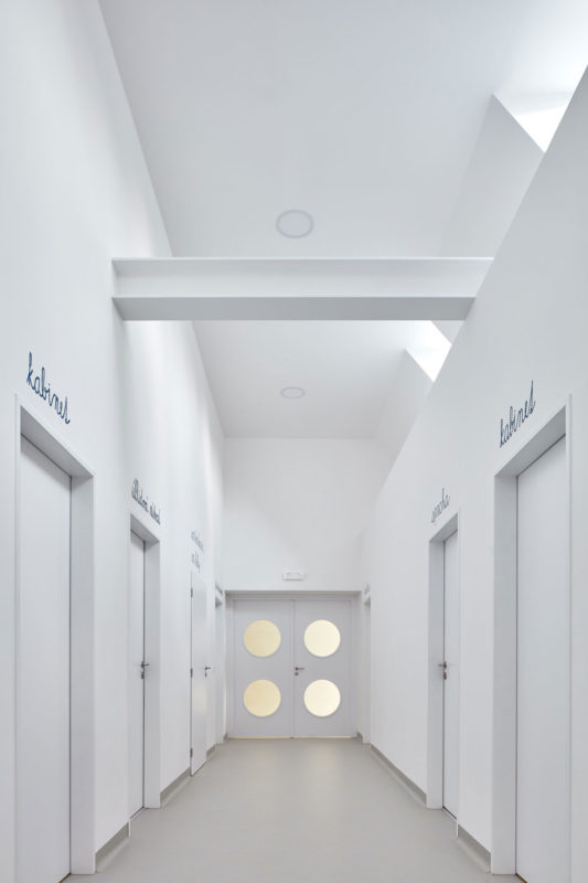 Elementary School Vřesovice - Reconstruction of Baroque Rectory