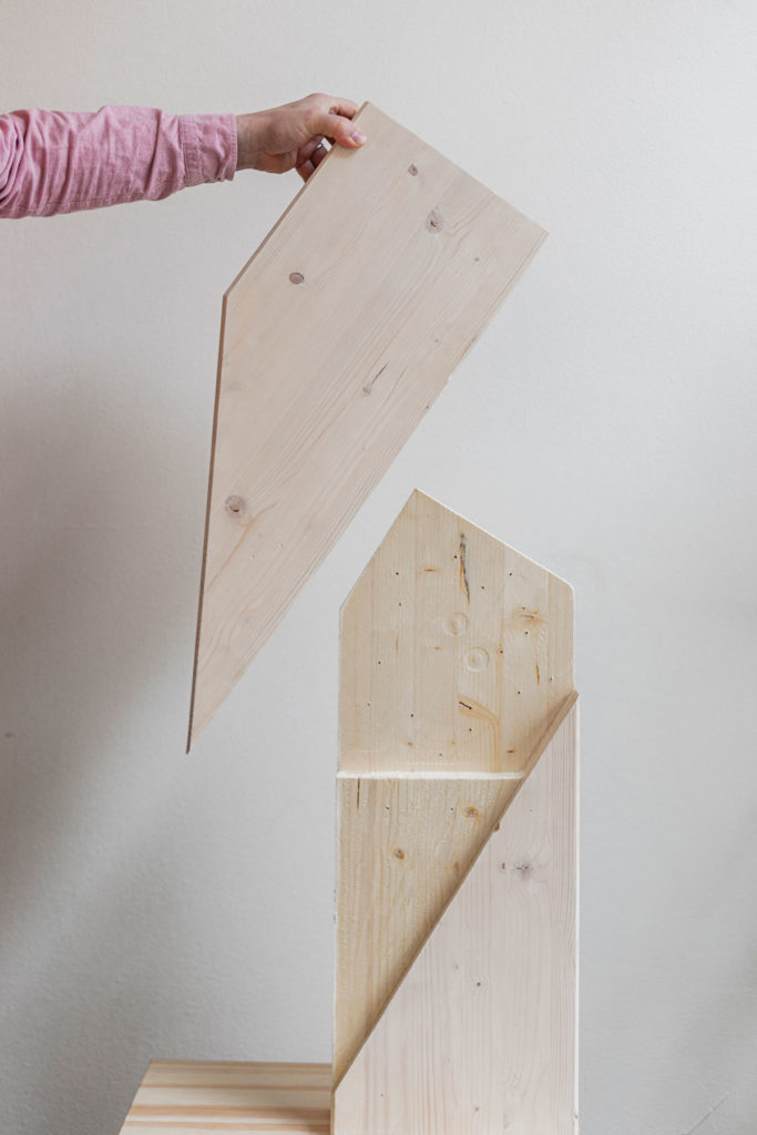 Tervajärvi forest chapel by NOAN