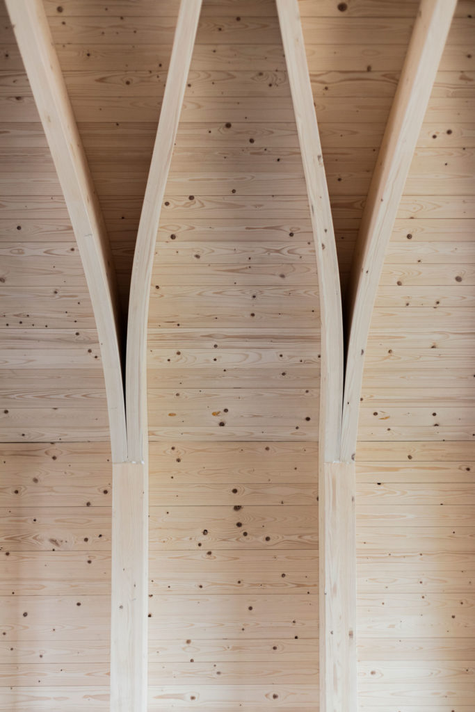 Tervajärvi forest chapel by NOAN