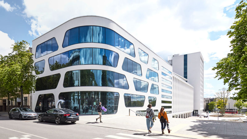 V-PLAZA – Urban Development