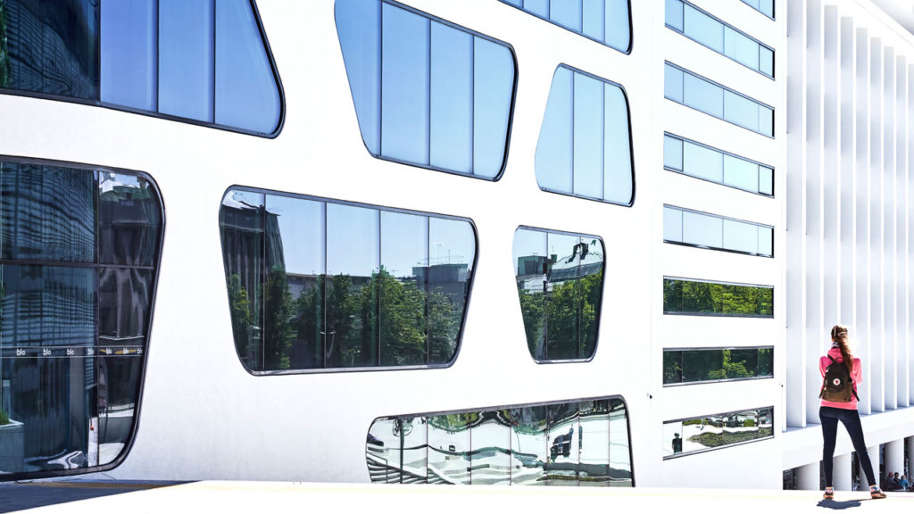 V-PLAZA – Urban Development