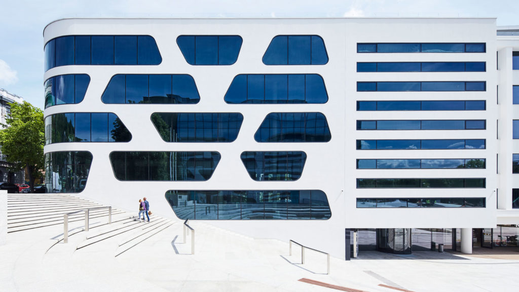 V-PLAZA – Urban Development