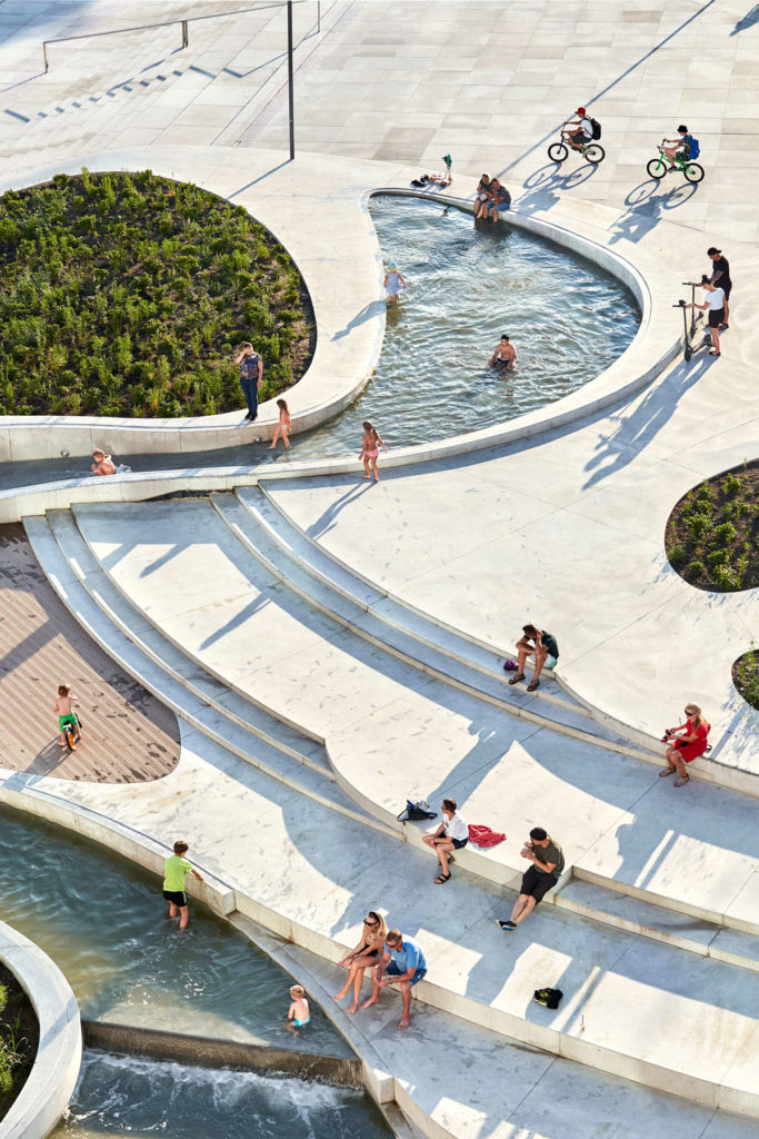 V-PLAZA – Urban Development