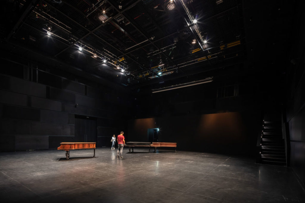 Arter Contemporary Art Museum by Grimshaw