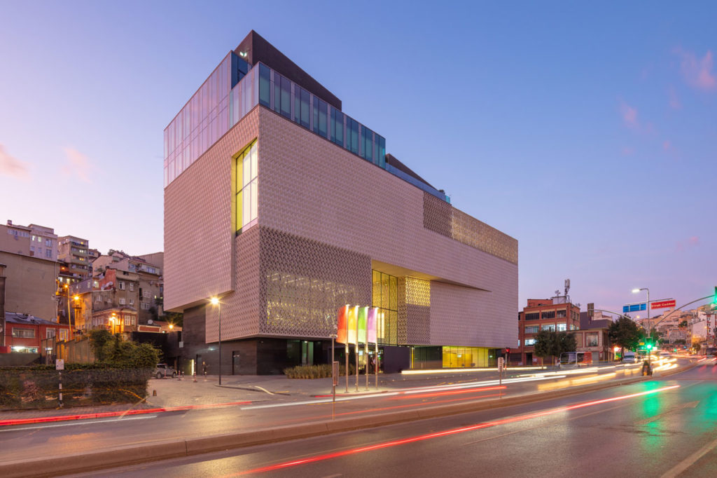 Arter Contemporary Art Museum by Grimshaw