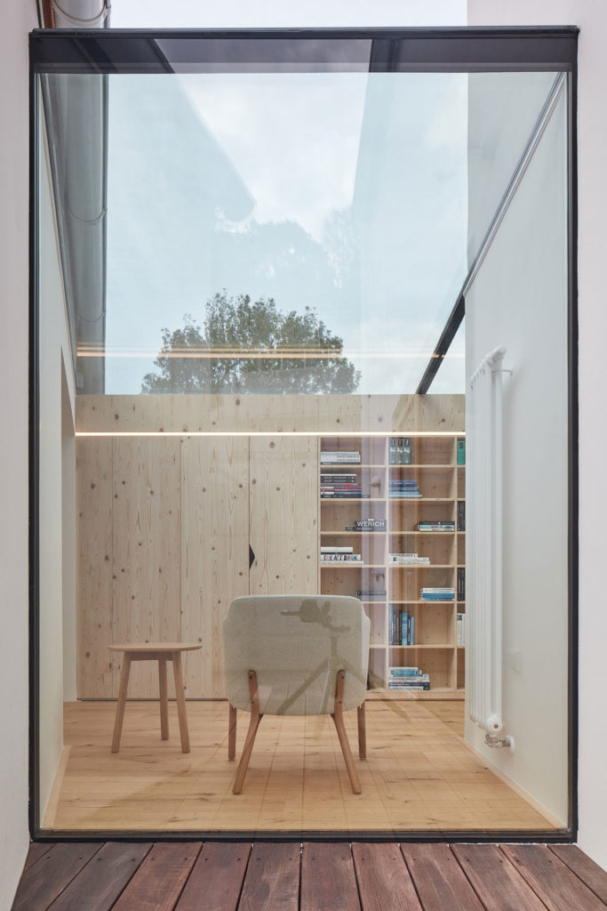 Family House in Jinonice by Atelier 111 architekti