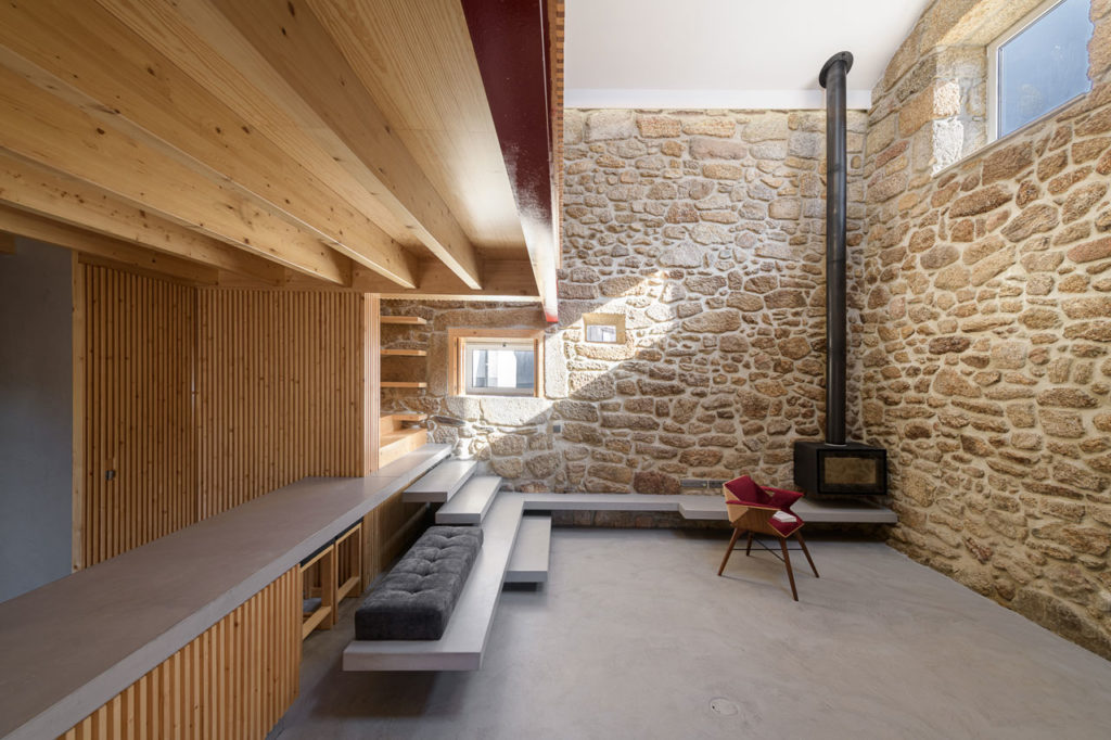 Rural House in Portugal by HBG Architects