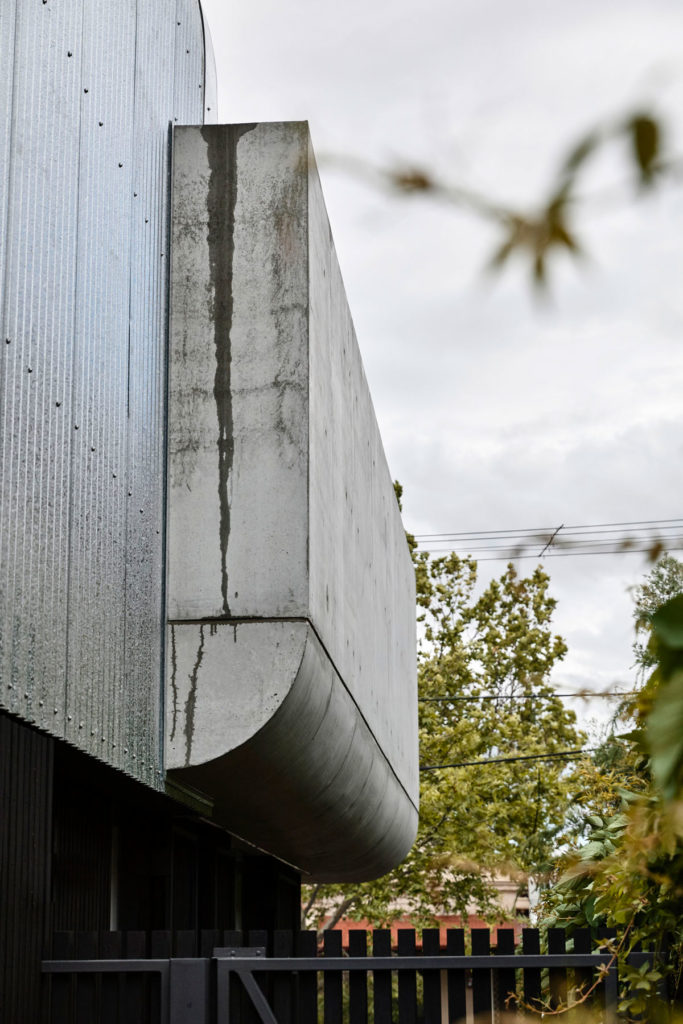 Pool House by Zen Architects