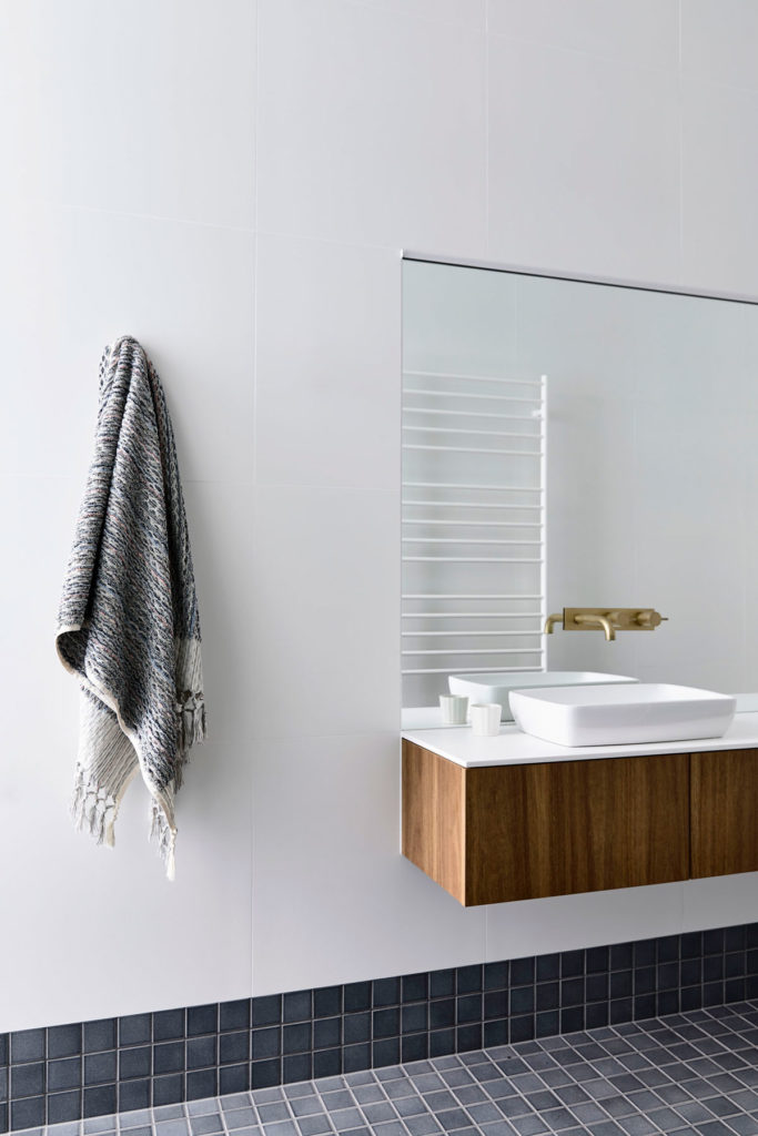 Pool House by Zen Architects