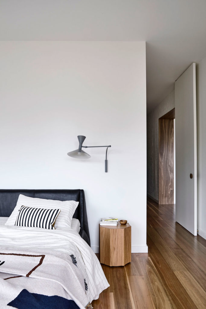 Pool House by Zen Architects