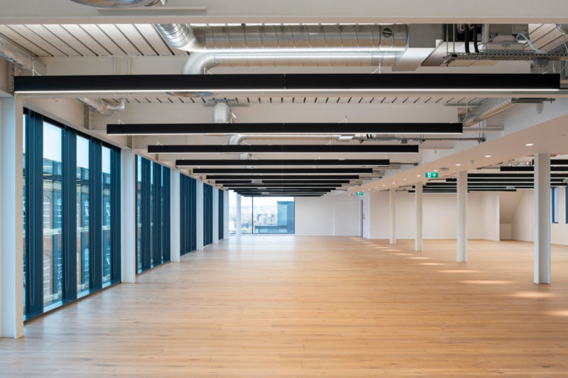 Open office- us&co, London co-working office by Stamos Yeoh Architects