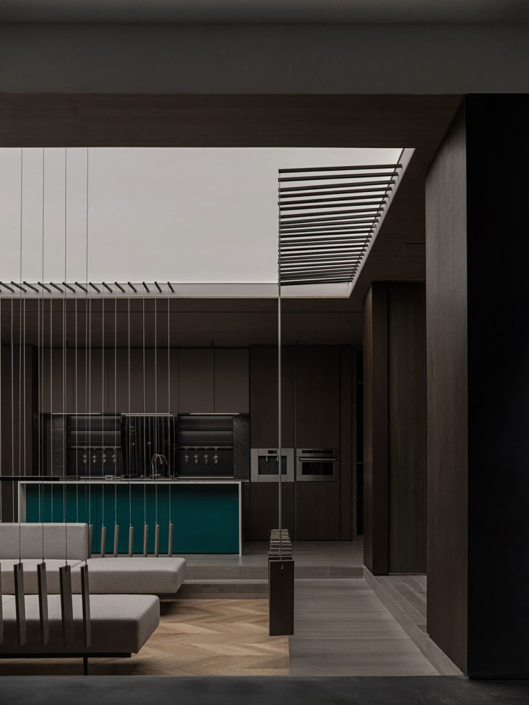 SigMann Showroom by Spring Design Office