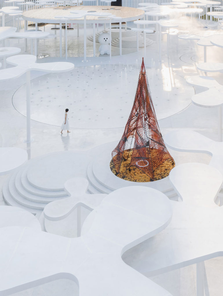 White Upland Sales Center by Wutopia Lab