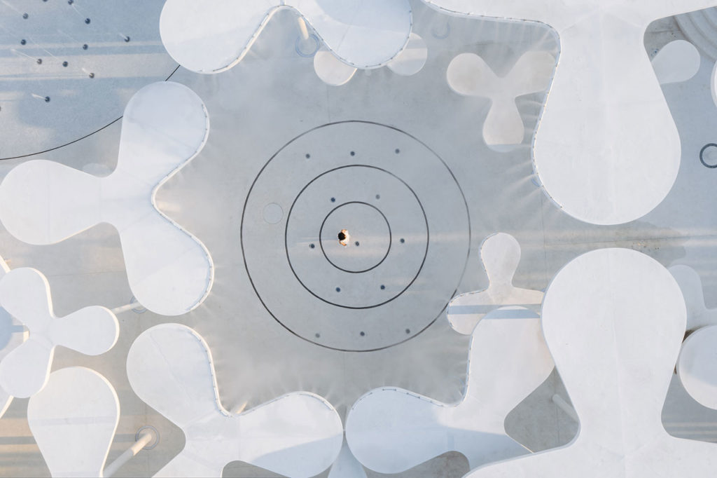 White Upland Sales Center by Wutopia Lab