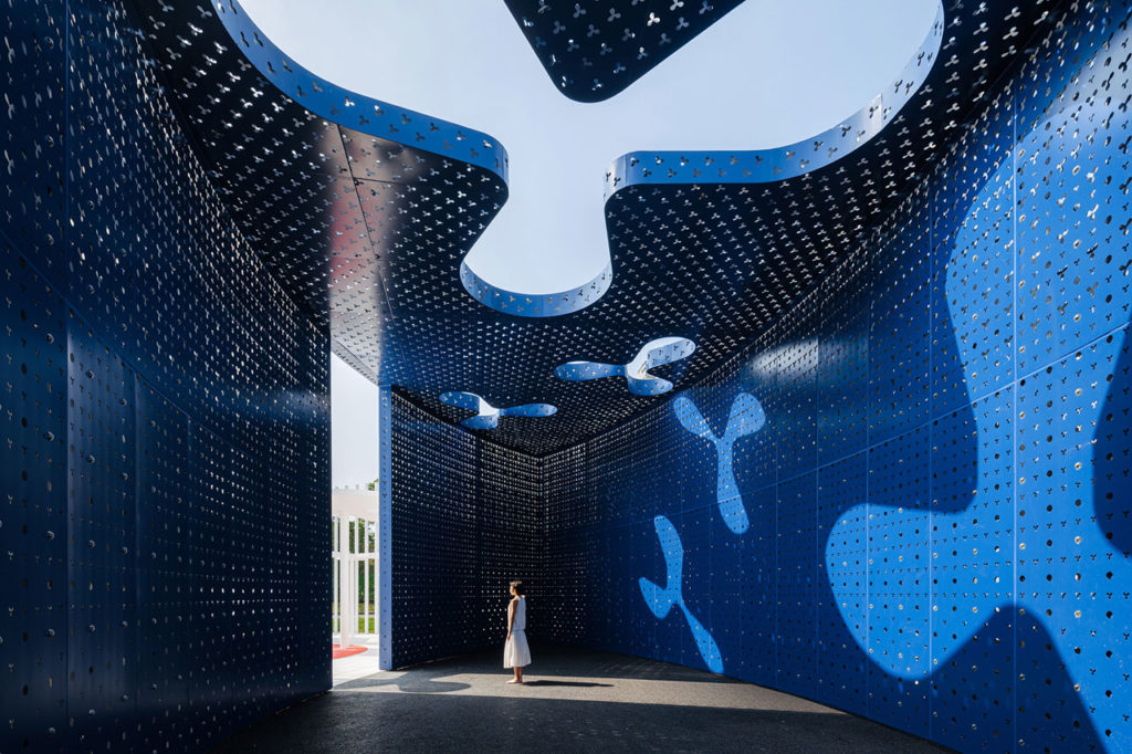 White Upland Sales Center by Wutopia Lab