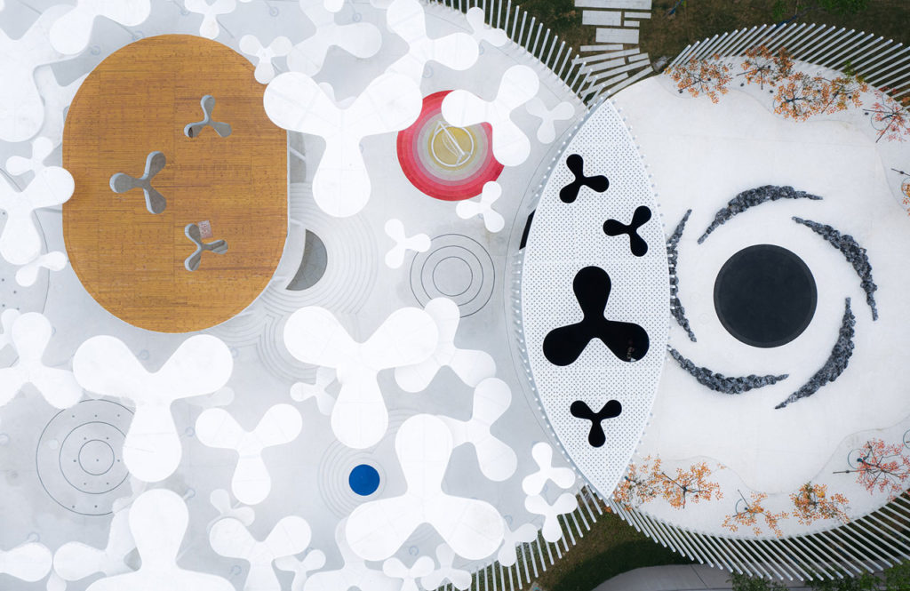 White Upland Sales Center by Wutopia Lab