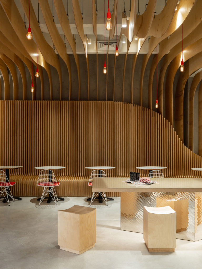 Chicken Mafia Restaurant by GRETAPROJECT