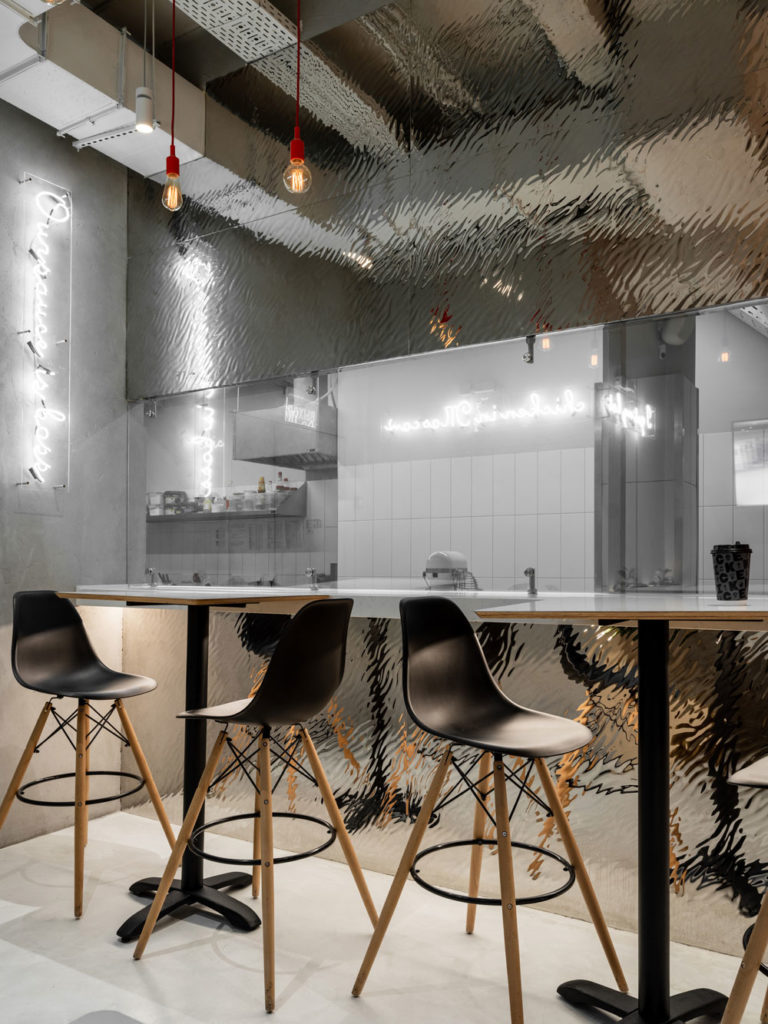 Chicken Mafia Restaurant by GRETAPROJECT