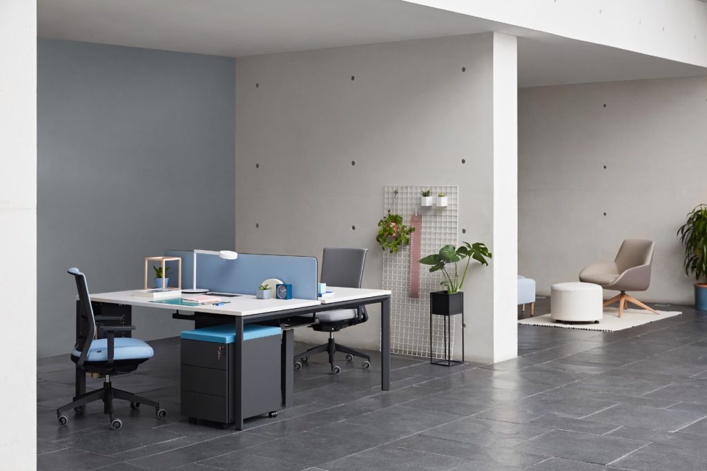 From Plastic Bottles to Professional Chairs for Remote Working