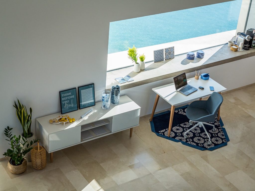 From Plastic Bottles to Professional Chairs for Remote Working