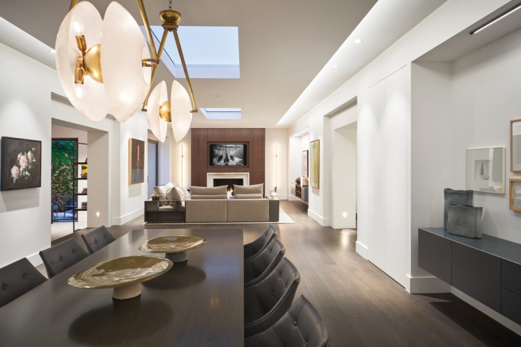 Annex Coach House by Taylor Smyth Architects