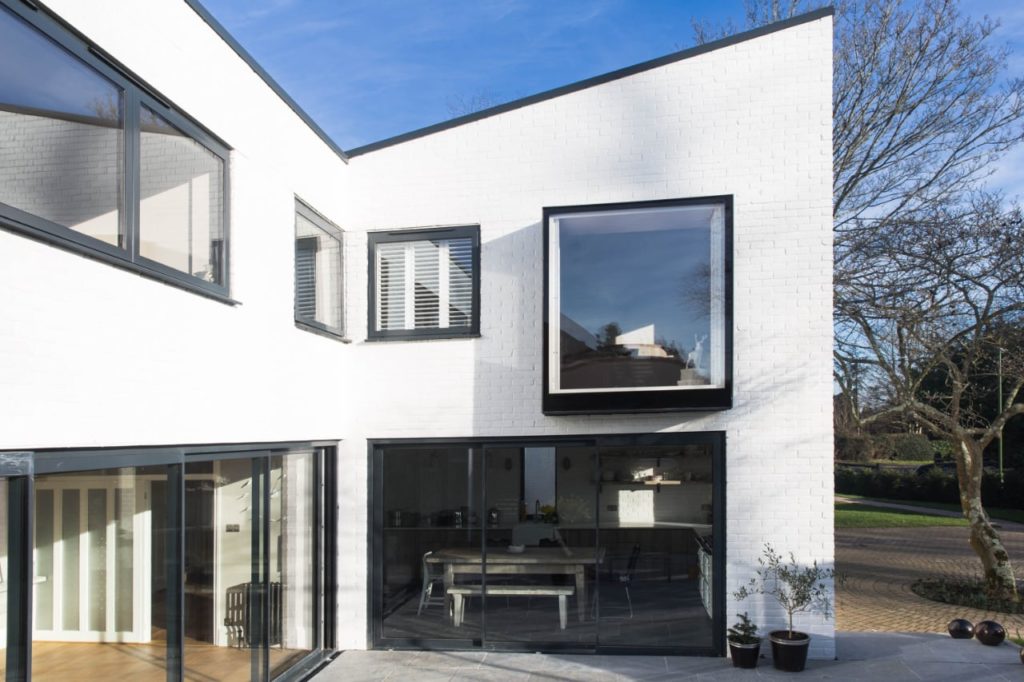 Manor House, a series of walled courtyard gardens by Alter & Company