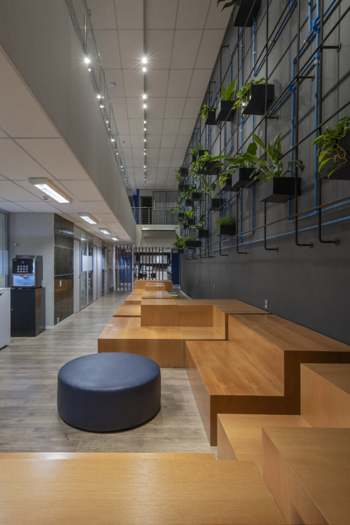 Construtora Barbosa Mello’s new headquarters by Vazio S/A