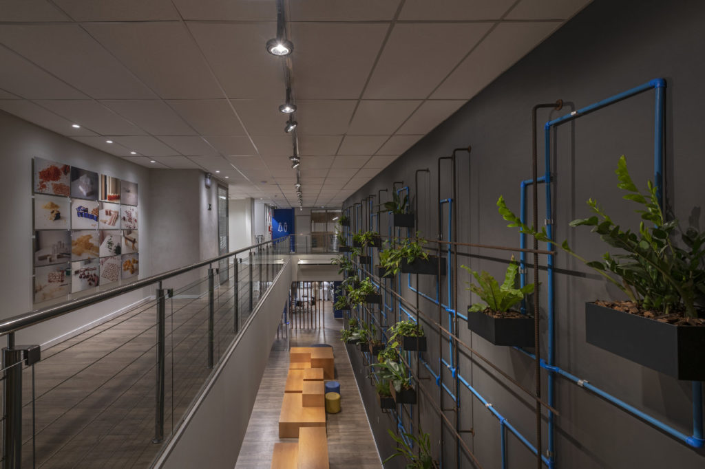 Construtora Barbosa Mello’s new headquarters by Vazio S/A