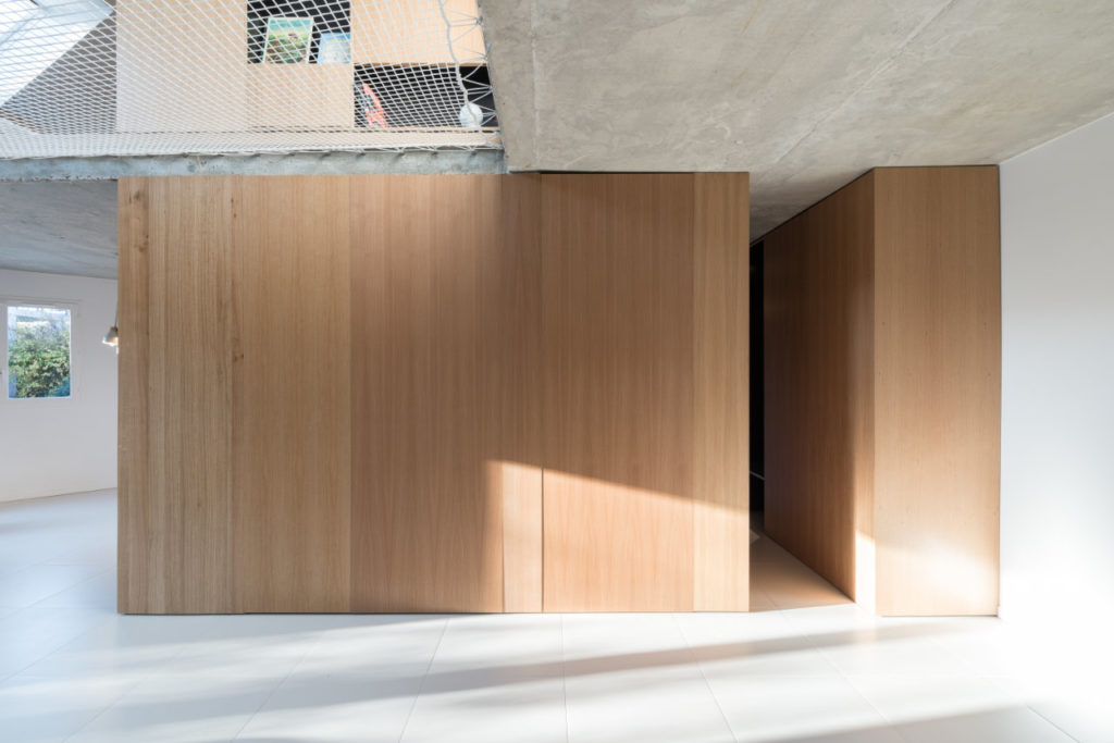 Around the Net by Martins | Afonso atelier de design & l'atelier miel