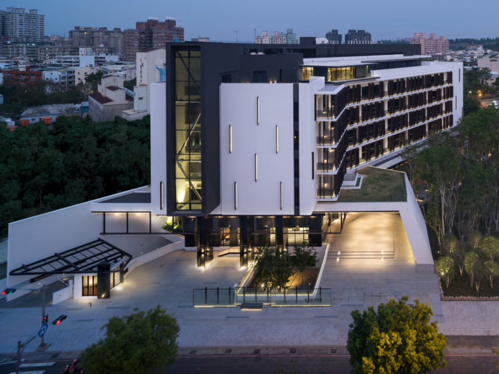 Biosphere, a Modern Luxury Green Work