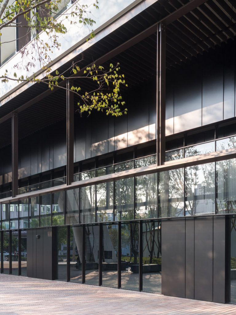 Biosphere, a Modern Luxury Green Work