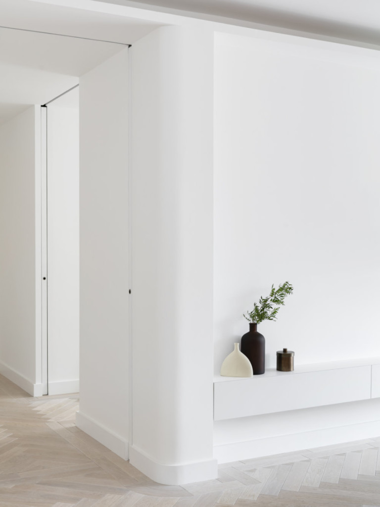 West 5 Apartment, London by Brosh Architects