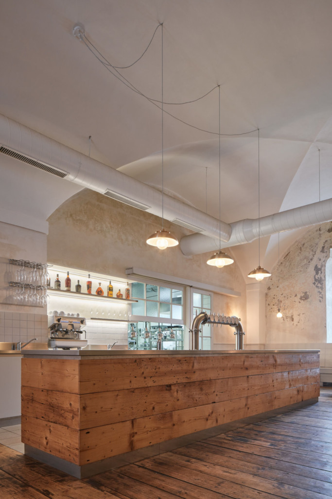 Baroque Restaurant - Three Roses by ADR