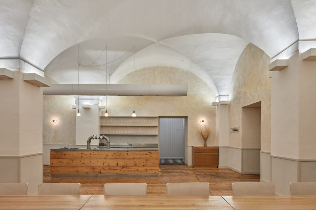 Baroque Restaurant - Three Roses by ADR