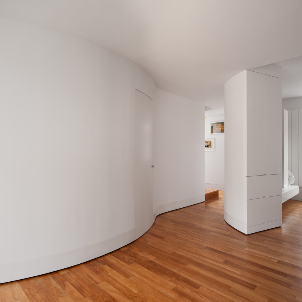 The Boat & Pavilion - House for a family of sailors