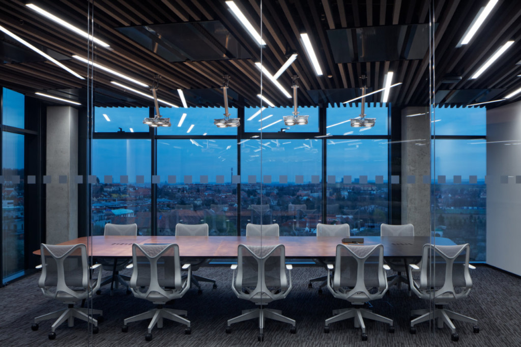 LIVESPORT – offices like a machine driven by pilots