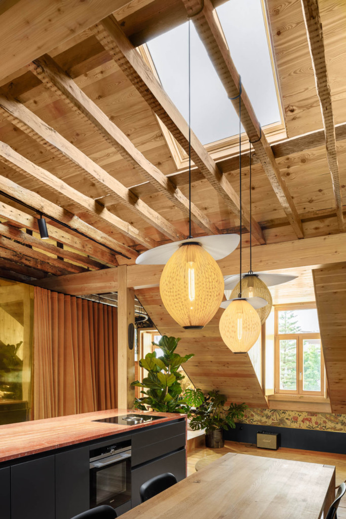 Rehabilitation of an attic in a building dated 1906