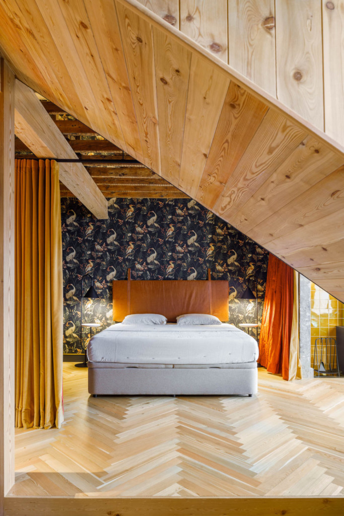 Rehabilitation of an attic in a building dated 1906