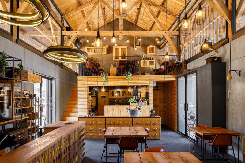 Aneto & Table Restaurante