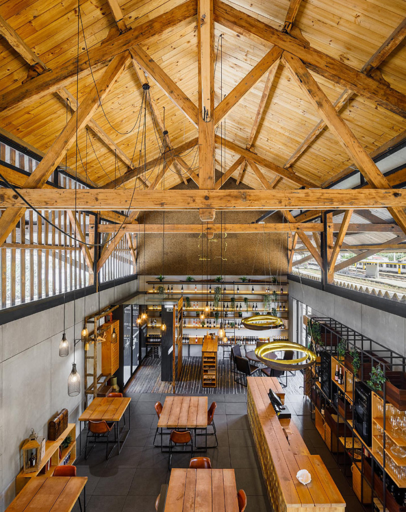 Aneto & Table Restaurante