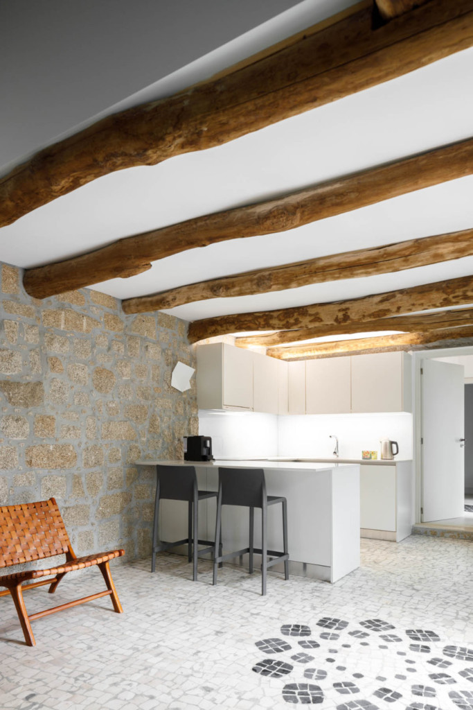 Casa da Calçada - a rehabilitation with history