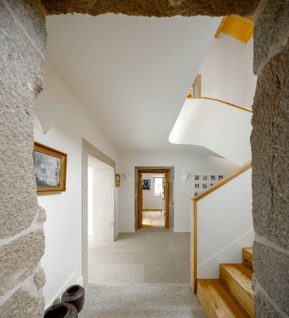 Casa da Calçada - a rehabilitation with history